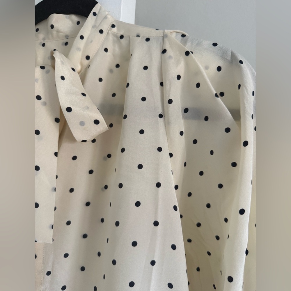Burberry silk polka dots tie neck top M 3/4 sleeves - Picture 4 of 9